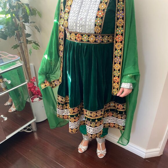 New Green Afghan Nikkah Dress - Picture 1 of 5